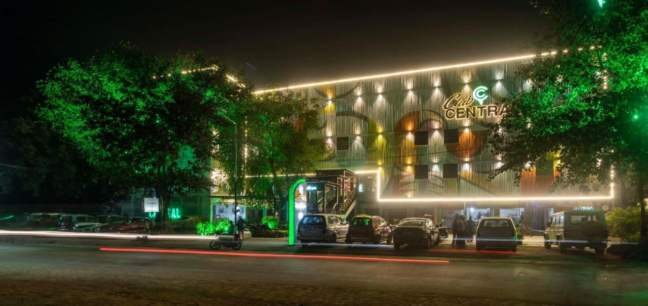 Club Central Bolpur Exterior photo